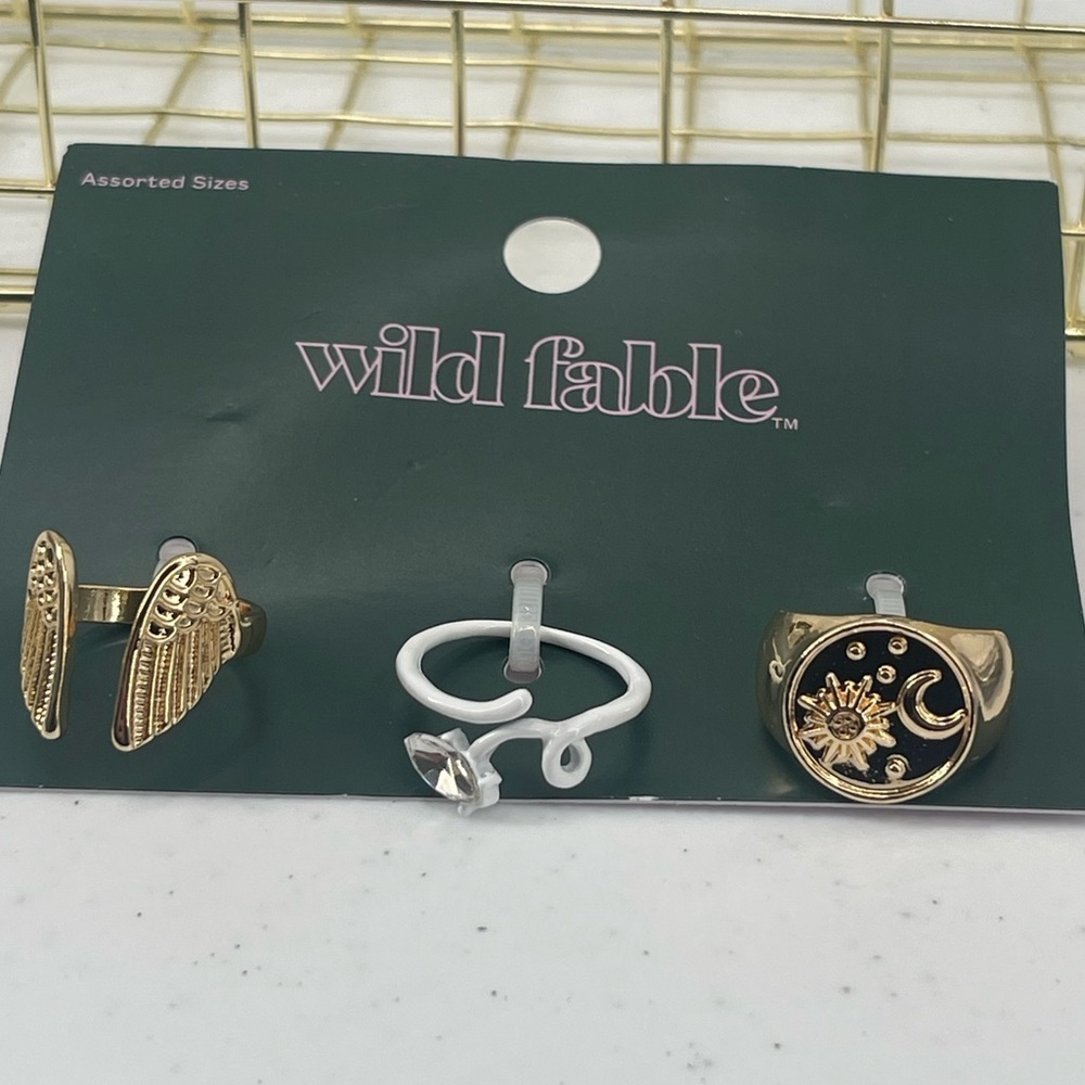 Wild Fable NWT 3 piece ring set wings moon stars gold tone rings